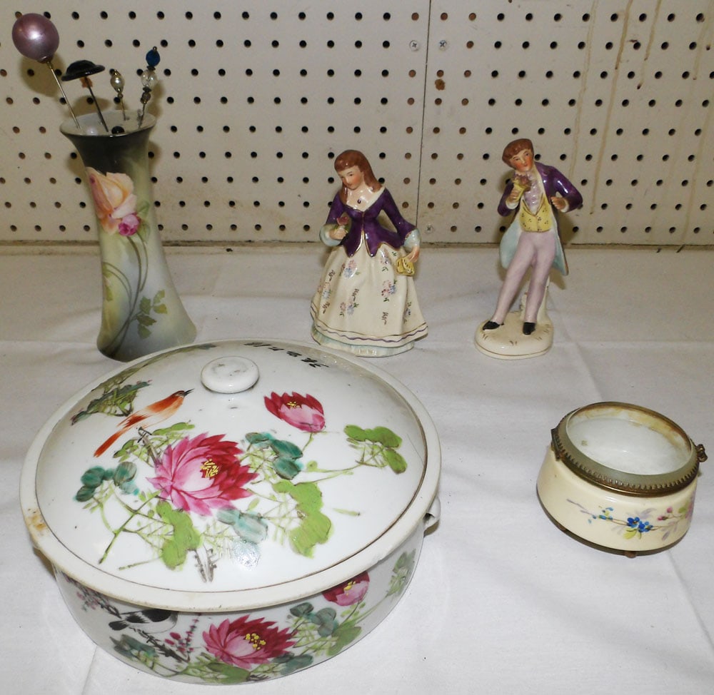 Lot Porcelain Items (1 of 5)