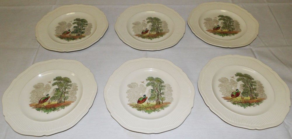 Lot Royal Doulton Porcelain Plates: Lot Royal Doulton Porcelain Plates. 6" Dia "ALL DESCRIPTIONS AND ANY CONDITION STATEMENT GIVEN BY LANGSTON AUCTION GALLERY ARE STRICTLY OPINIONS AND LANGSTON'S SHALL HAVE NO RESPONSIBILITY FOR ERRORS