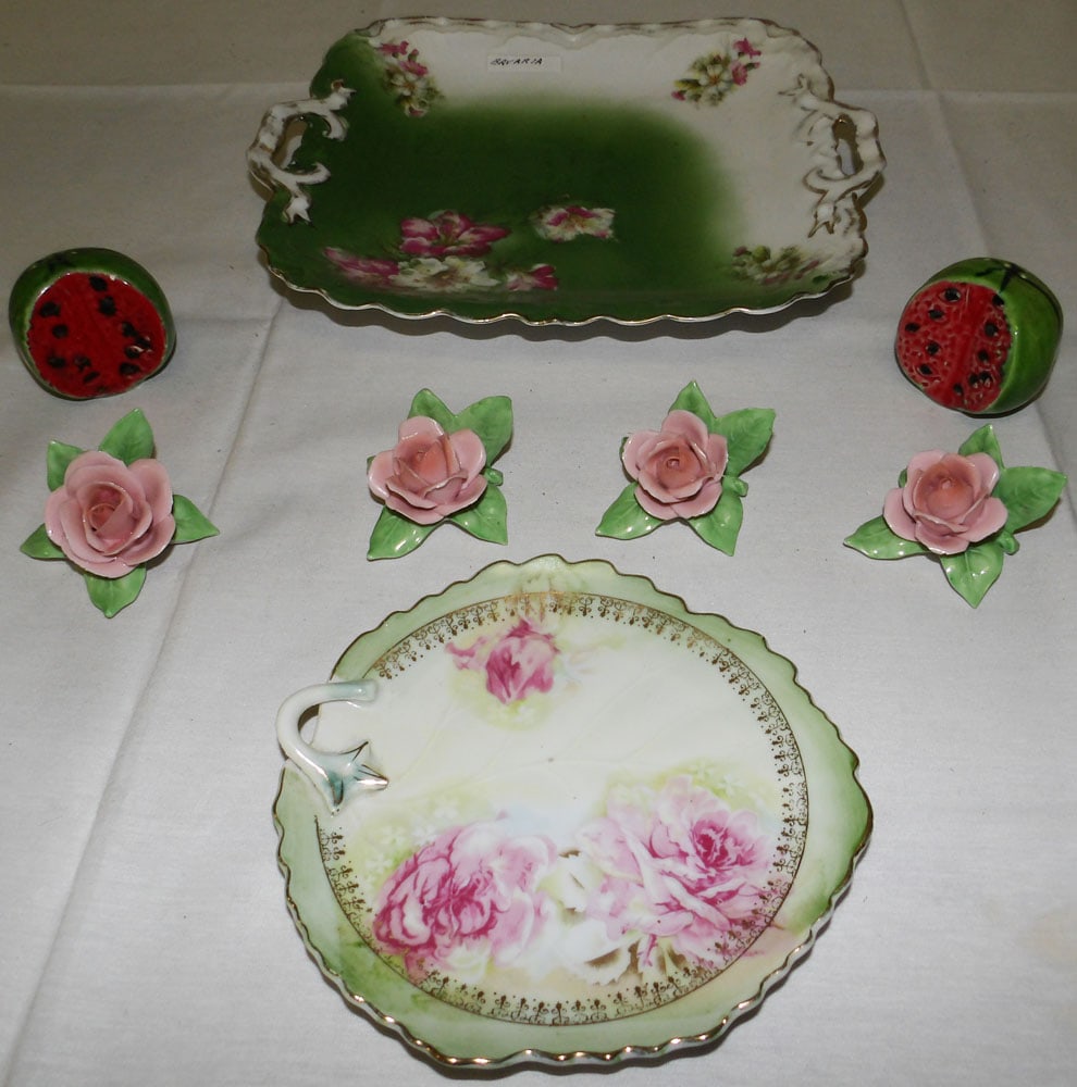 Lot Hand Painted Porcelain Items (1 of 5)