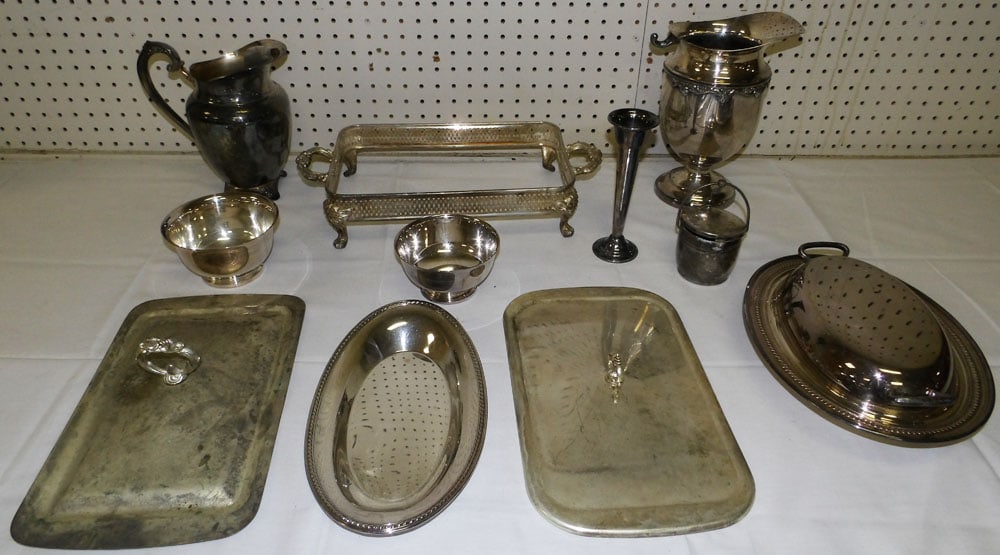 Lot Silver Plate Items (1 of 5)