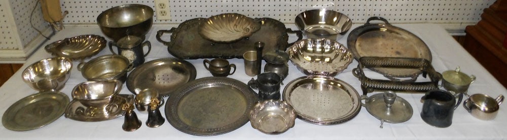Lot Silver Plate Items (1 of 6)