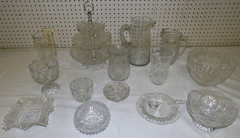 Lot Glass Items