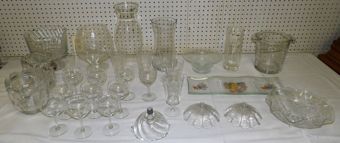 Lot Glass Items