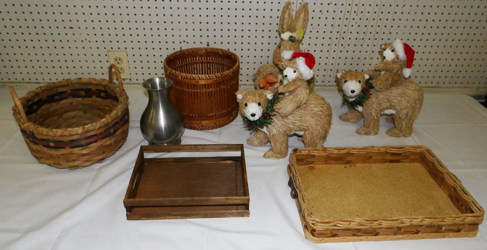 Lot Baskets: Lot Baskets. 16" X 10" "ALL DESCRIPTIONS AND ANY CONDITION STATEMENT GIVEN BY LANGSTON AUCTION GALLERY ARE STRICTLY OPINIONS AND LANGSTON'S SHALL HAVE NO RESPONSIBILITY FOR ERRORS OR OMISSIONS. THE AB