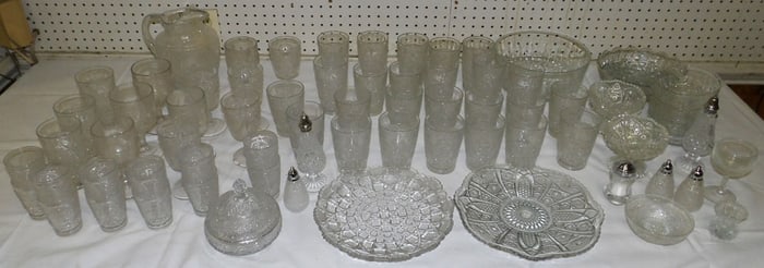 Lot Glass Items