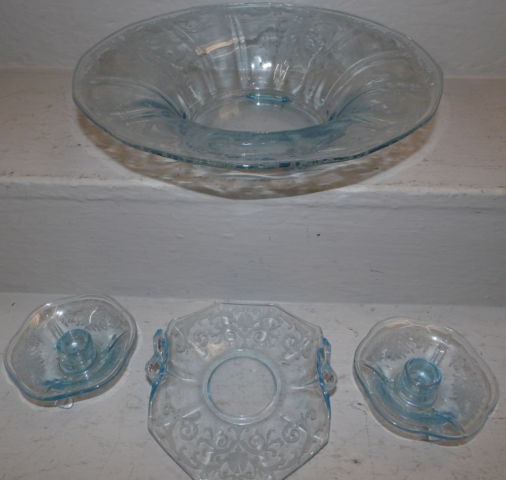 Lot of Vintage Blue Fostoria Glass: Lot of Vintage Blue Fostoria Glass. Up to 3" H 12 1/4" Dia. "ALL DESCRIPTIONS AND ANY CONDITION STATEMENT GIVEN BY LANGSTON AUCTION GALLERY ARE STRICTLY OPINIONS AND LANGSTON'S SHALL HAVE NO RESPONSIB