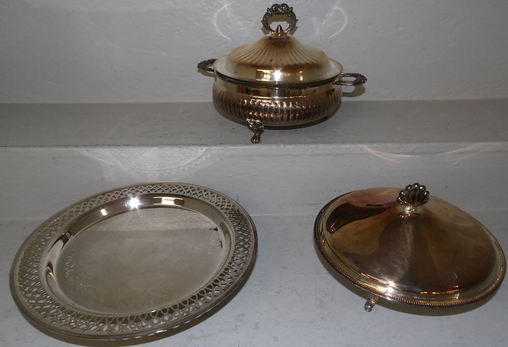 Three Silverplated Items, (Two Covered Dishes & Cake Stand) (1 of 4)