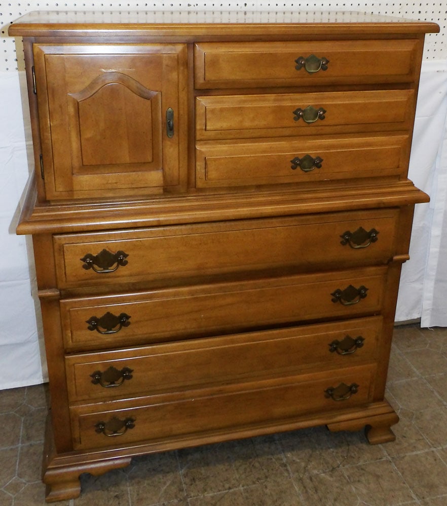 Maple Gentleman's Chest by Cherokee - Pleasant Valley Furniture: Maple Gentleman's Chest by Cherokee - Pleasant Valley Furniture . 49 1/2" H 40" W 19" D "ALL DESCRIPTIONS AND ANY CONDITION STATEMENT GIVEN BY LANGSTON AUCTION GALLERY ARE STRICTLY OPINIONS AND LANGST