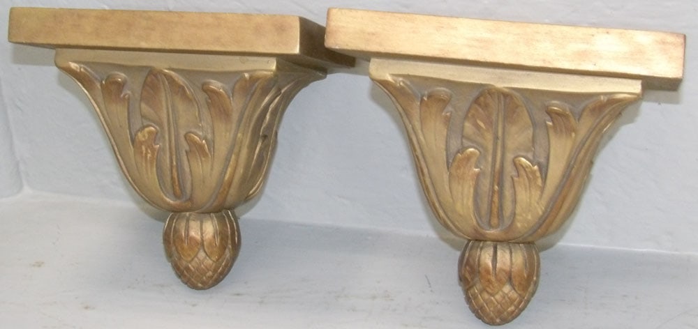 Pair of Ornate Gilded Wall Brackets (1 of 2)