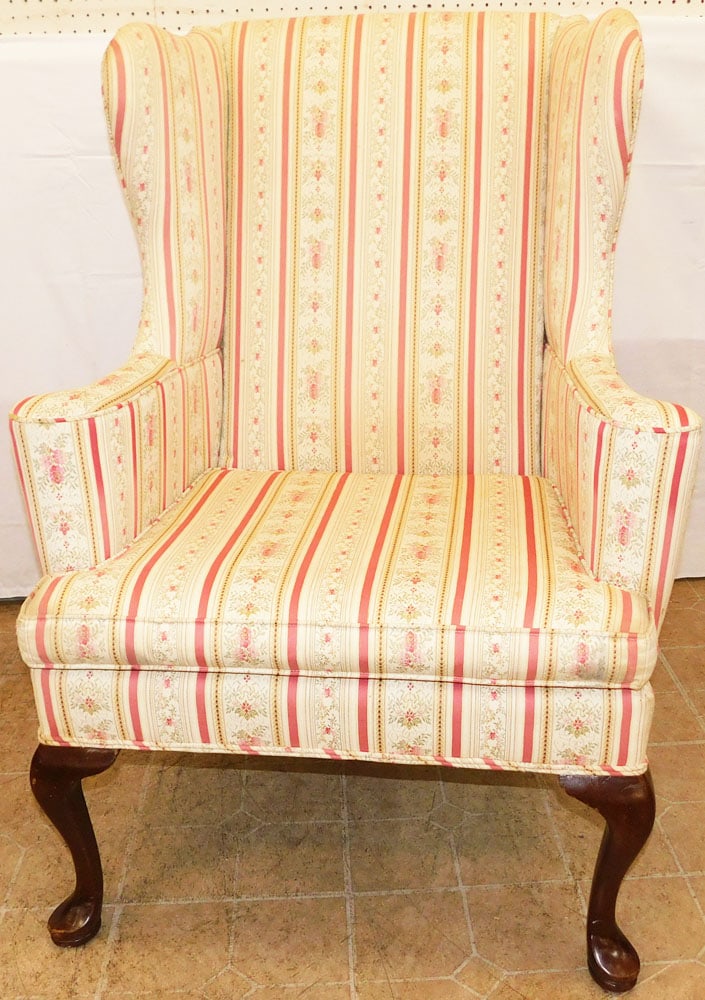 Upholstered Wing Back Chair: Upholstered Wing Back Chair . 43 1/2" H 31" W 30" D "ALL DESCRIPTIONS AND ANY CONDITION STATEMENT GIVEN BY LANGSTON AUCTION GALLERY ARE STRICTLY OPINIONS AND LANGSTON'S SHALL HAVE NO RESPONSIBILITY FO