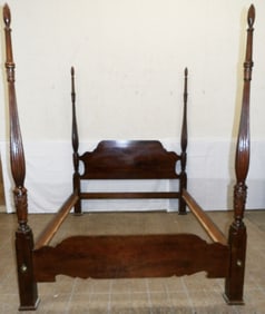 Mahogany Rice Carved Queen Size Four Post Bed with Rails