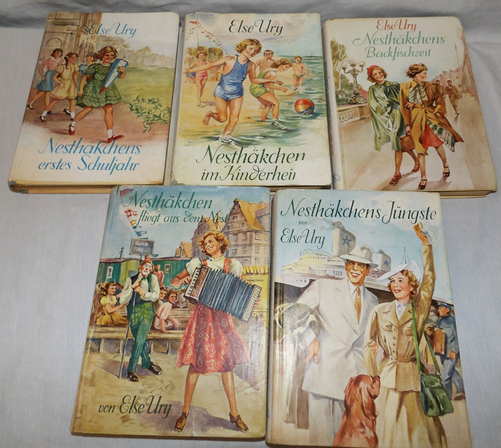 Lot of Vintage German Children's Books (1 of 5)
