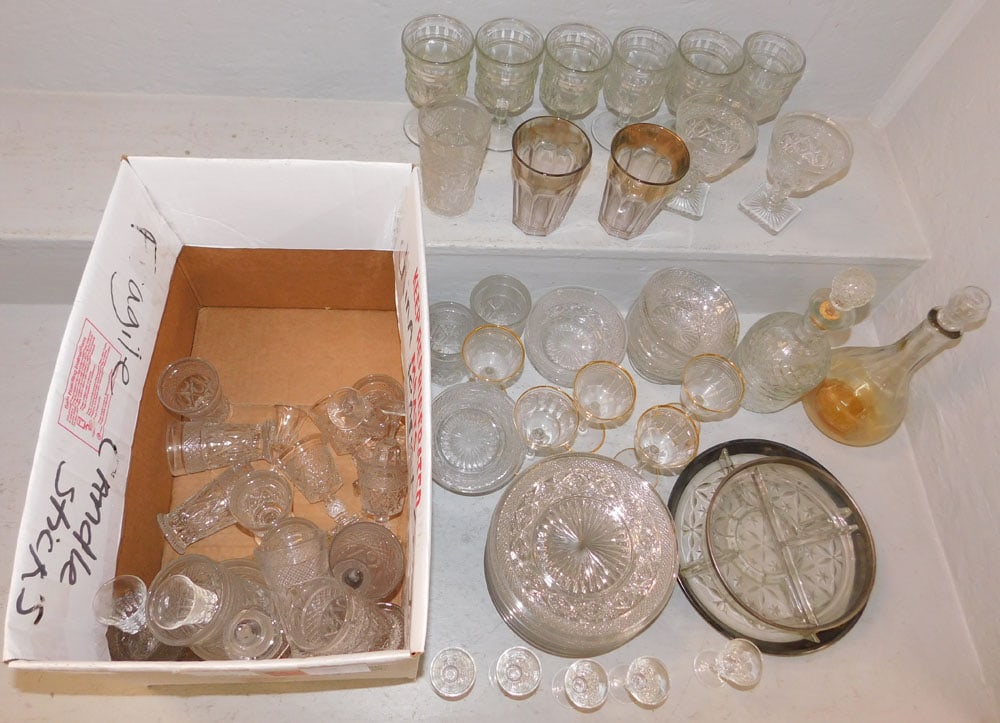 Lot of Glass Items: Lot of Glass Items . Up To 10" Dia "ALL DESCRIPTIONS AND ANY CONDITION STATEMENT GIVEN BY LANGSTON AUCTION GALLERY ARE STRICTLY OPINIONS AND LANGSTON'S SHALL HAVE NO RESPONSIBILITY FOR ERRORS OR OMISS