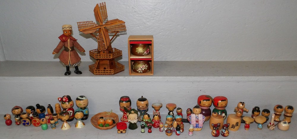 Lot of Wooden Bobble Head Dolls & Miscellaneous Items (1 of 6)