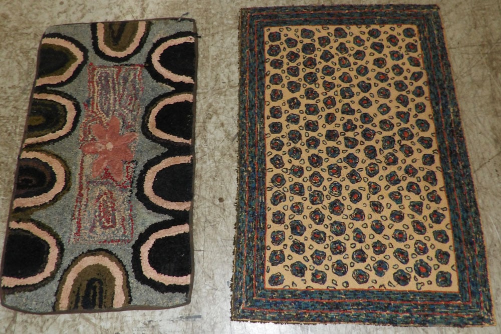 Two Antique Hook Rugs, (Up to 2' x 3') (1 of 10)