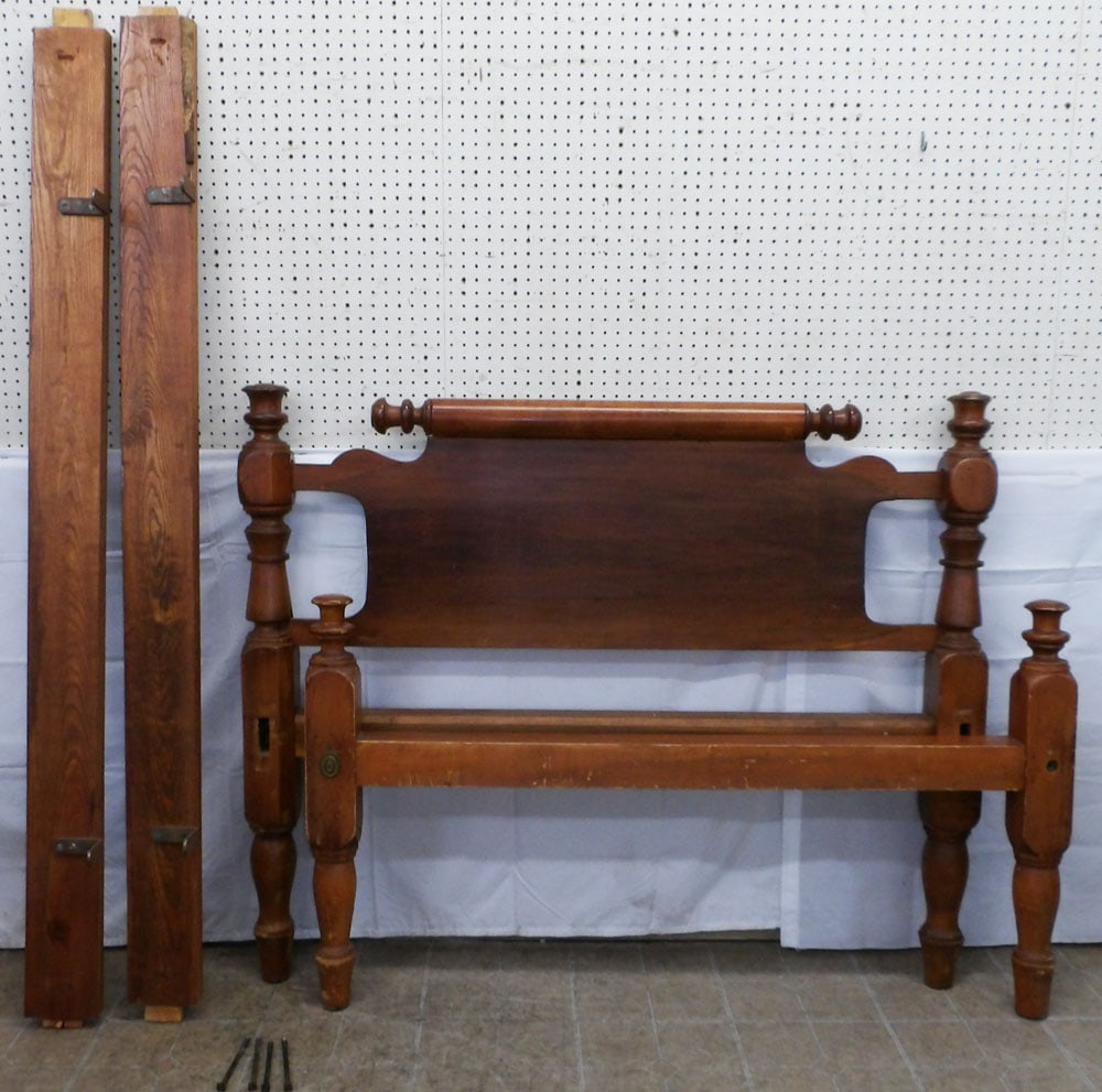 Antique Cherry Full Size Bed with Rails (1 of 5)