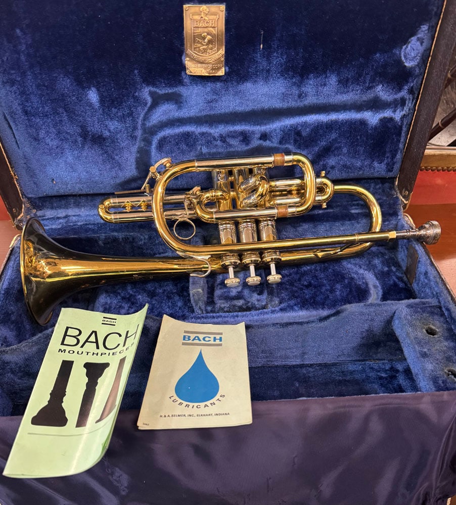 Stradivarius Model 37 Trumpet In Original Case (1 of 9)