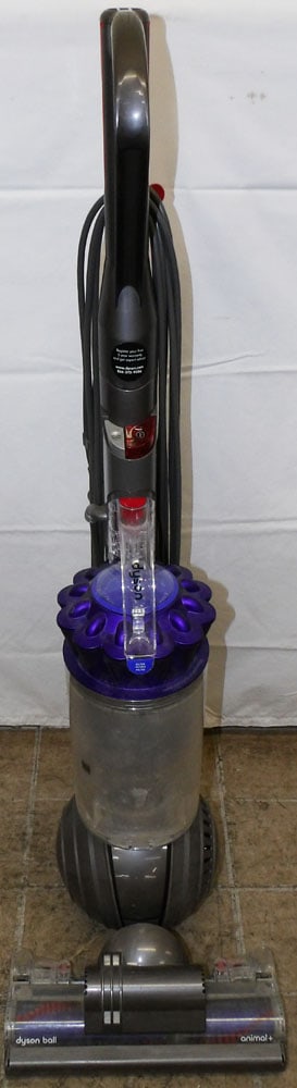 Dyson Ball Vacuum Cleaner (1 of 5)
