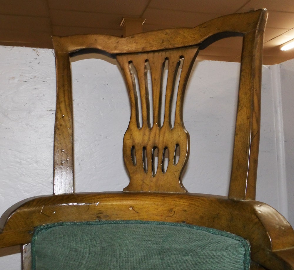 Oak Corner Chair - 2