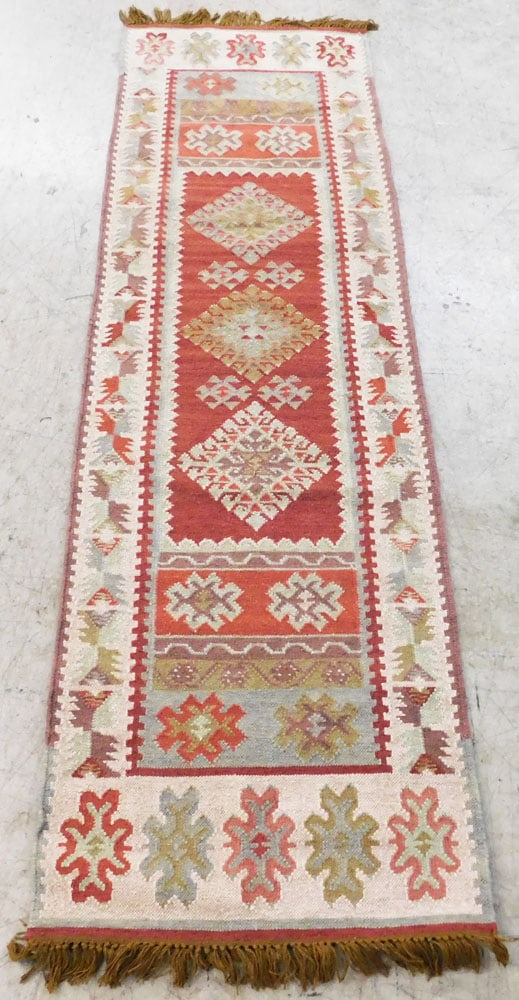 2 7 X 9 0 Hand Made Kilim Rug (1 of 5)