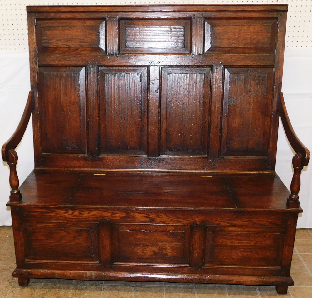 Oak Settle With Storage Seat Compartment (1 of 5)