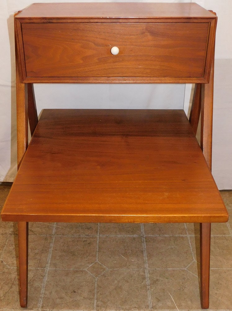 Mid Century Modern Teak Wood One Drawer Stand by Drexel (1 of 6)