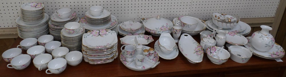 138 Pieces of Hand Painted China by Noritake: 138 Pieces of Hand Painted China by Noritake . Up to 14" x 10", "ALL DESCRIPTIONS AND ANY CONDITION STATEMENT GIVEN BY LANGSTON AUCTION GALLERY ARE STRICTLY OPINIONS AND LANGSTON'S SHALL HAVE NO