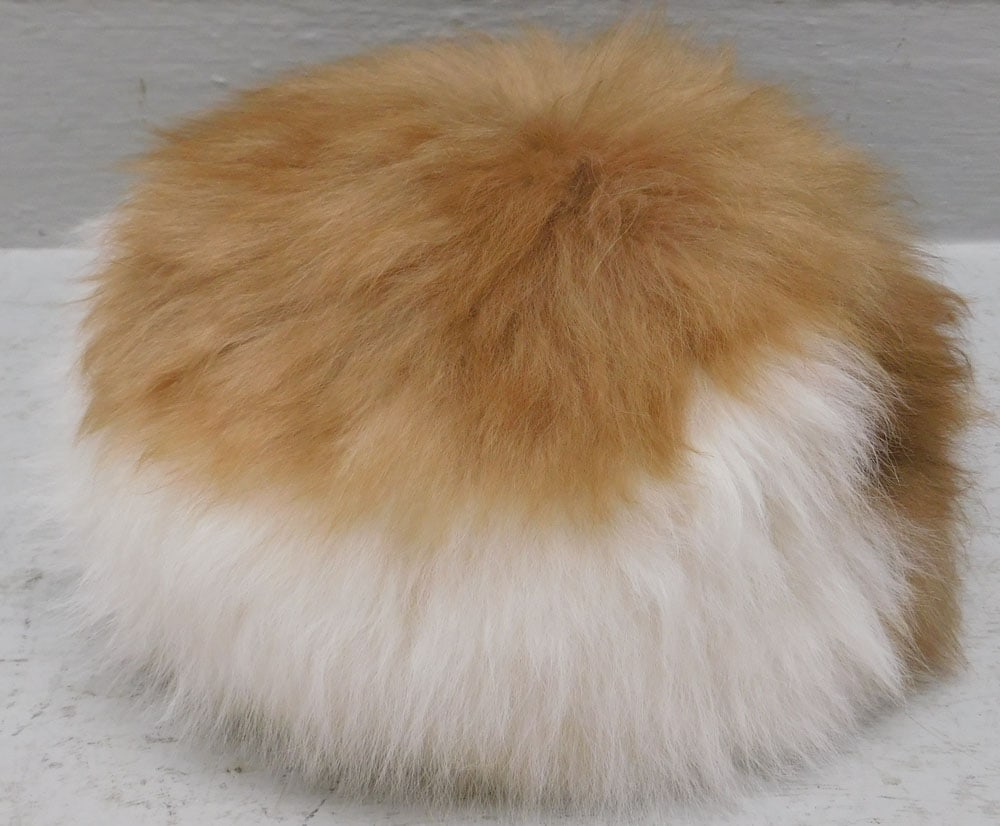 Ladies Fur Hat (1 of 4)