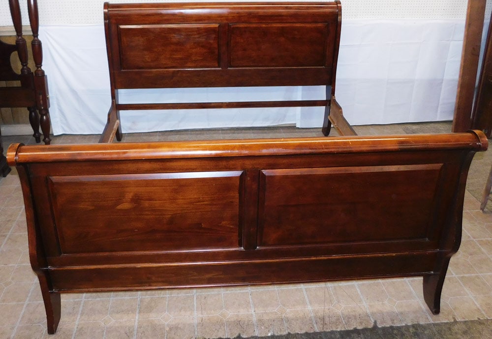 Cherry King Size Sleigh Bed with Rails (1 of 5)