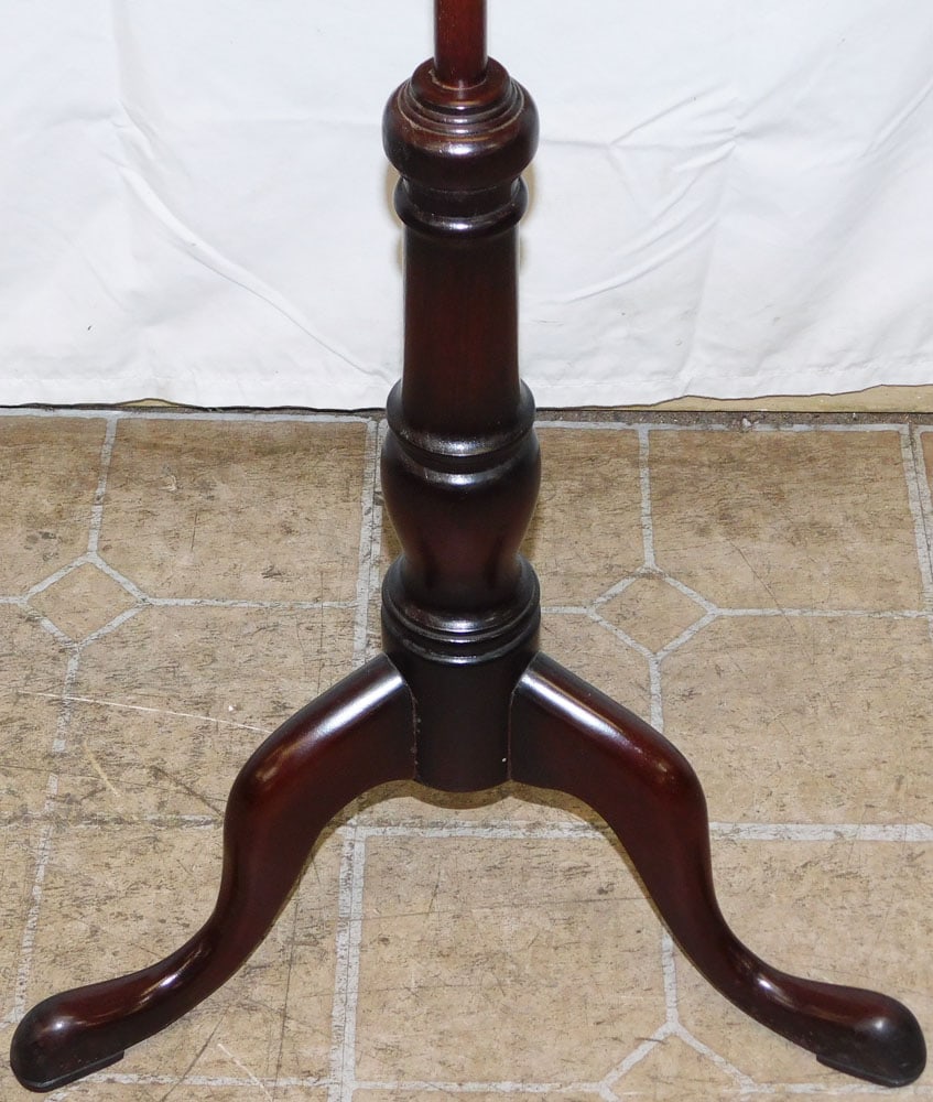 Mahogany & Needlepoint Firescreen - 4