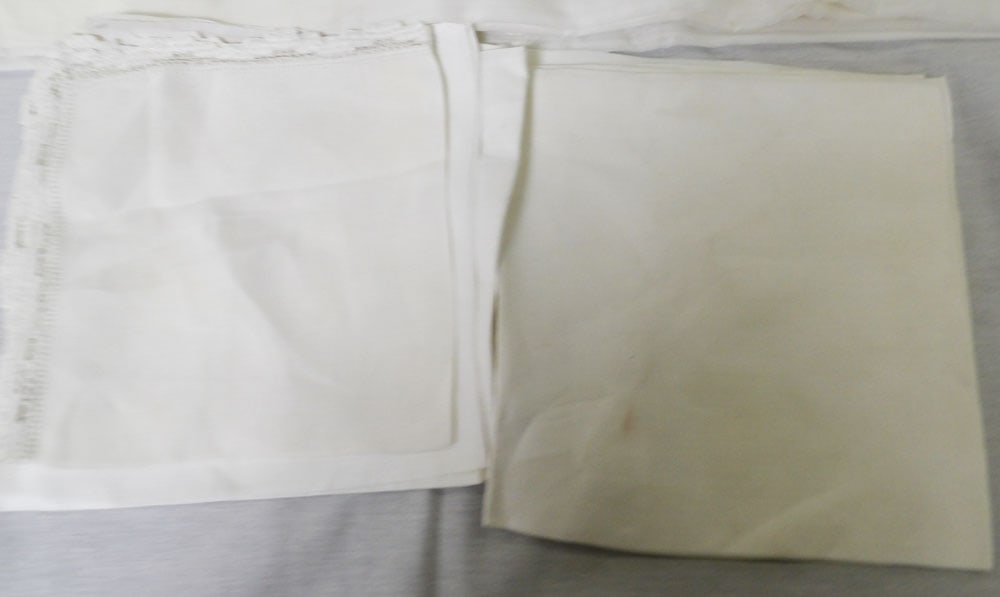 Lot Linens - 2