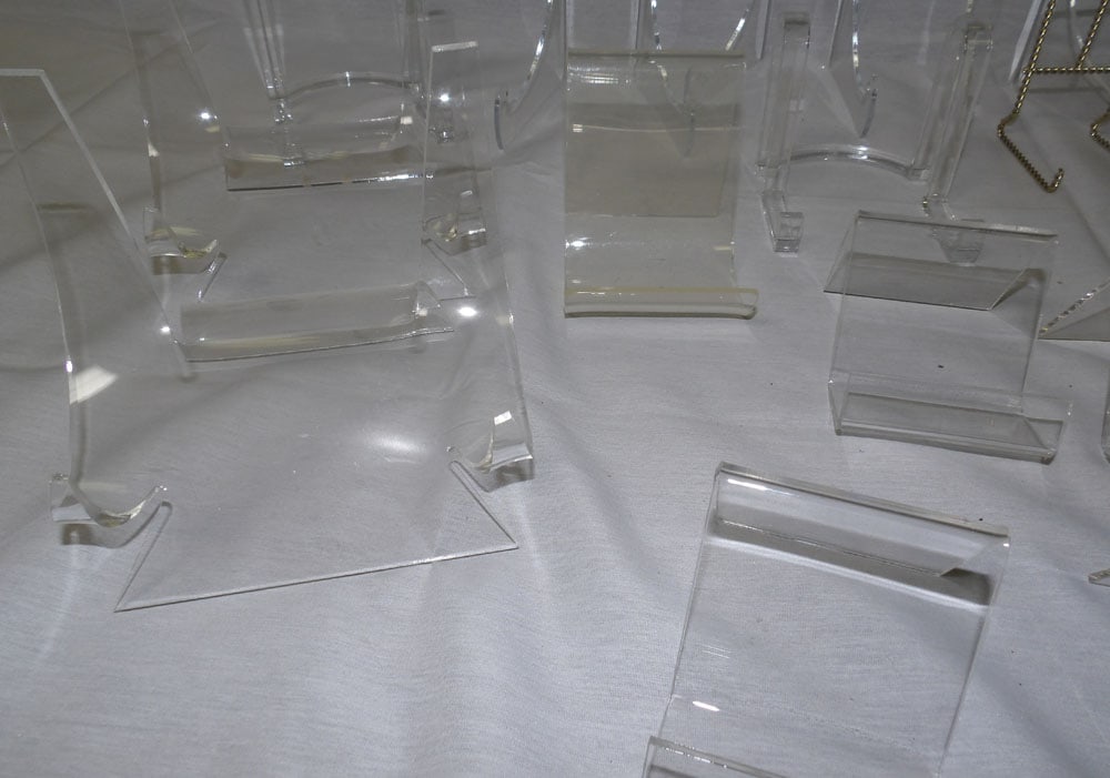 Lot Acrylic Stands - 4