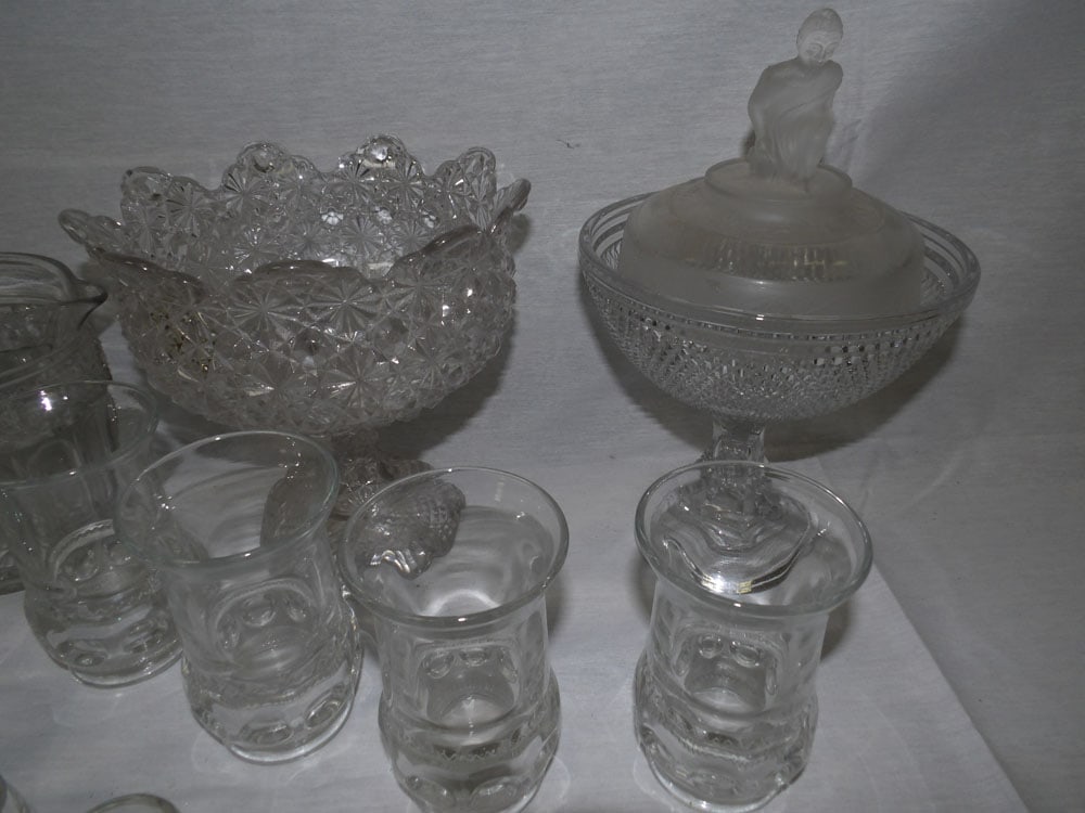 Lot Glass Items - 2
