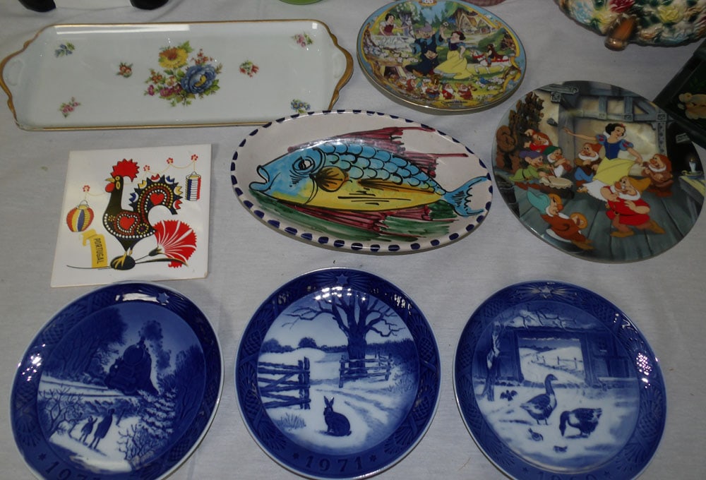 Lot Porcelain Items - 4