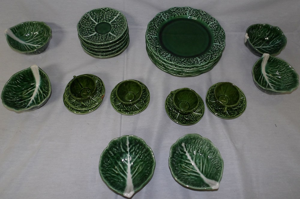 Lot Cabbage Leaf Dishes - 2