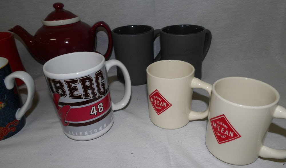 Lot Porcelain Cups - 4