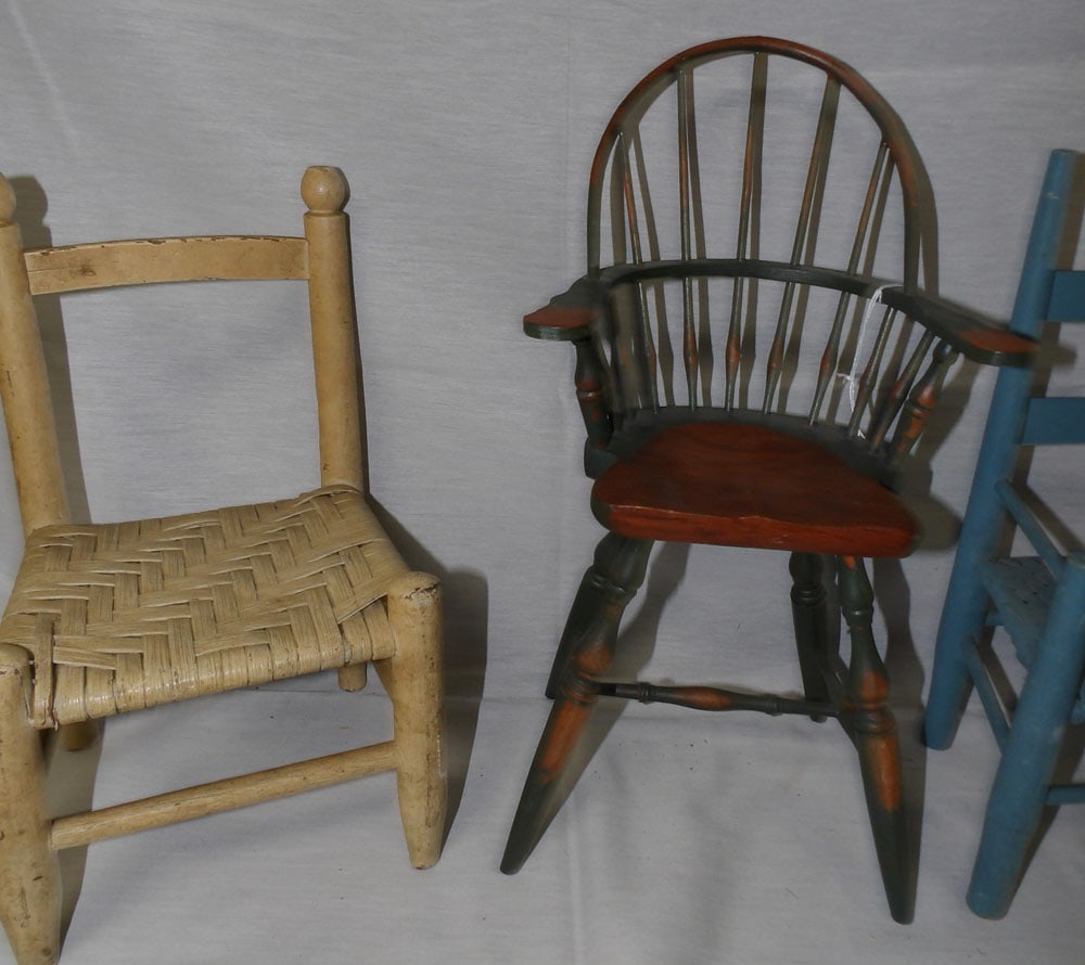 Lot Doll Chairs - 2