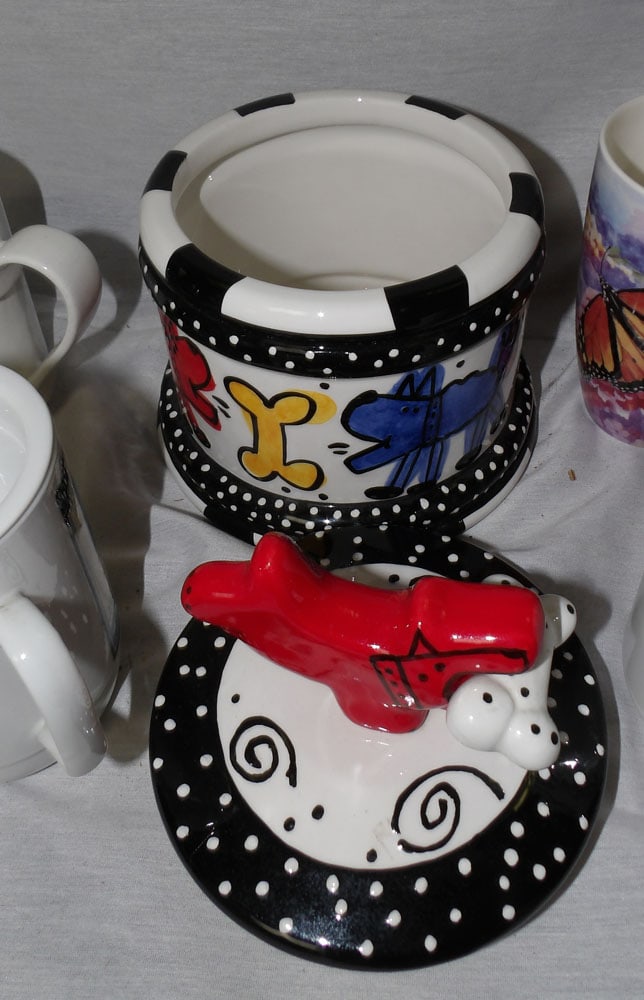 Lot Porcelain Items - 6