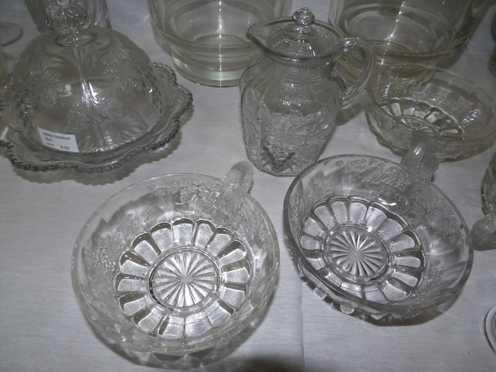 Lot Glass Items - 3