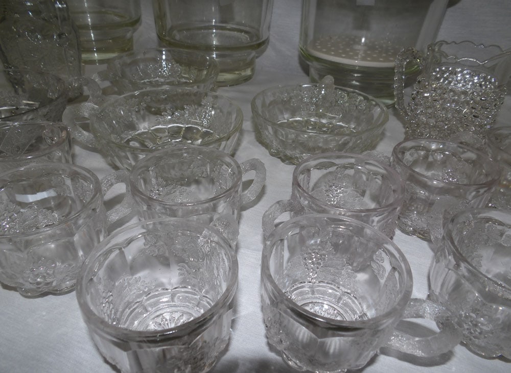 Lot Glass Items - 4