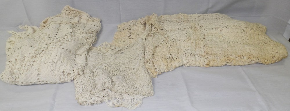 Lot Crotched Coverlets (1 of 3)