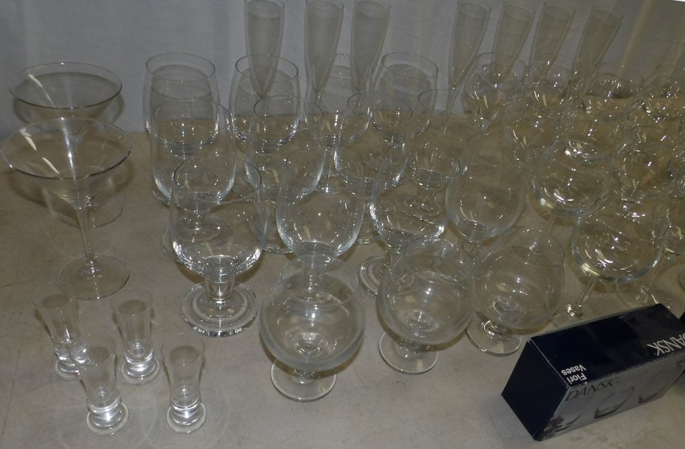 Lot Stemware - 2