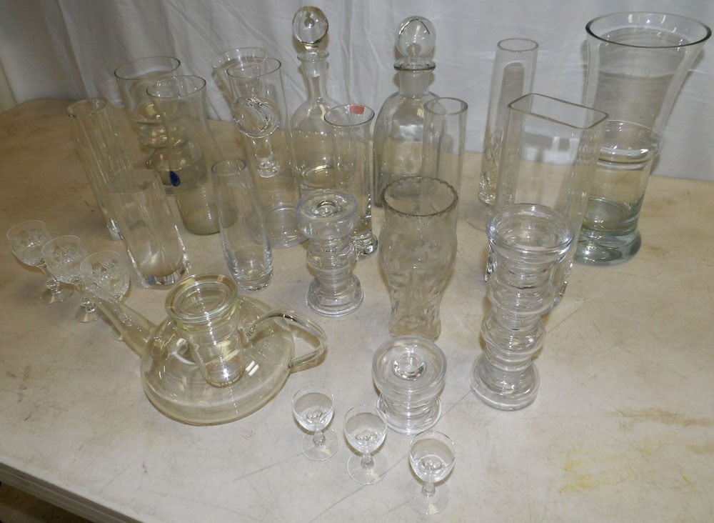 Lot Glass Items - 3
