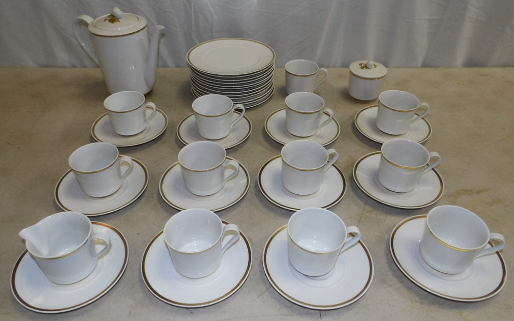 Lot Chateau Dior Block China (1 of 4)
