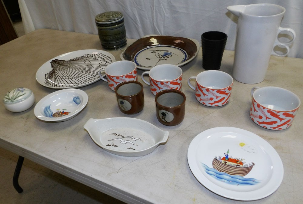 Lot Porcelain Items - 3