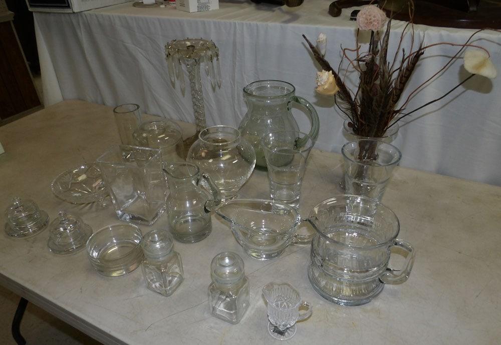 Lot Glass Items - 3