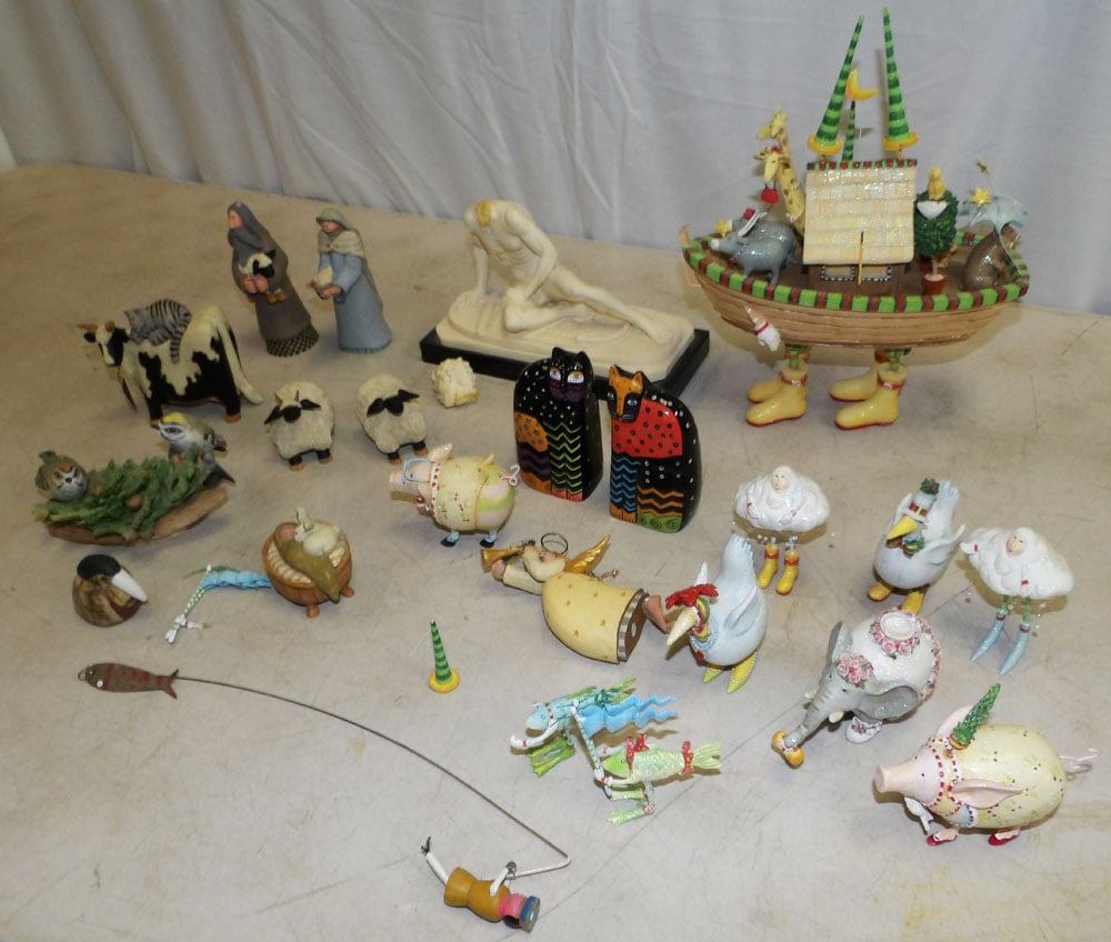 Lot Resin Figurines - 3