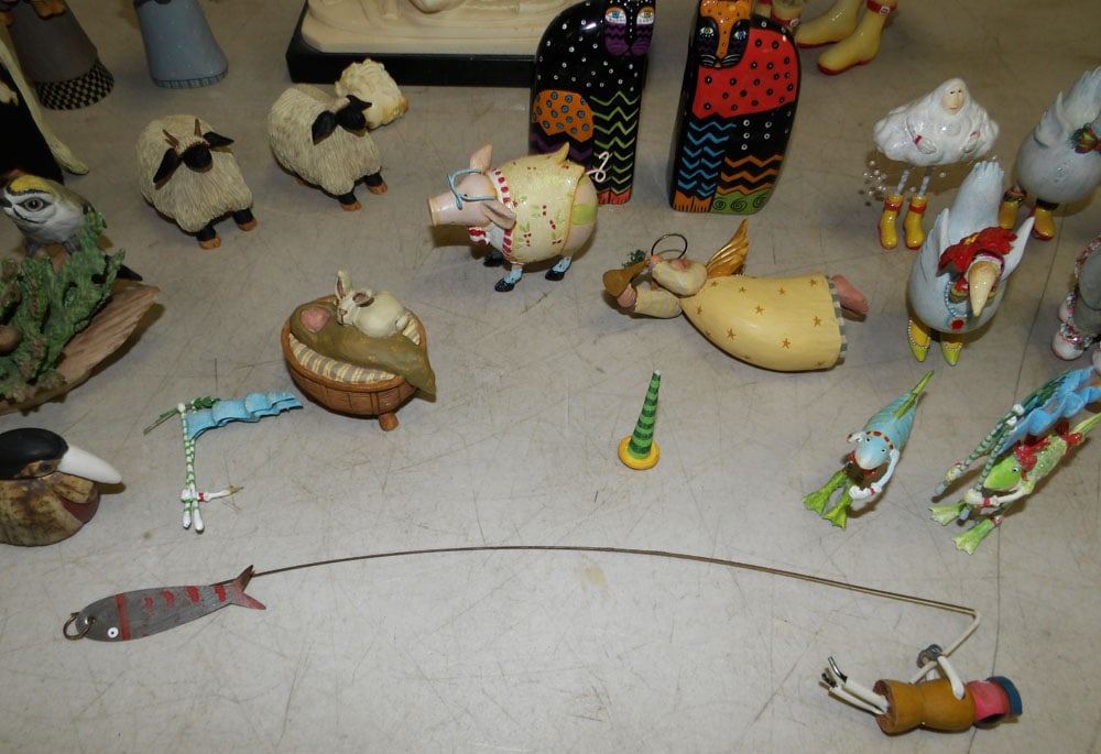 Lot Resin Figurines - 4