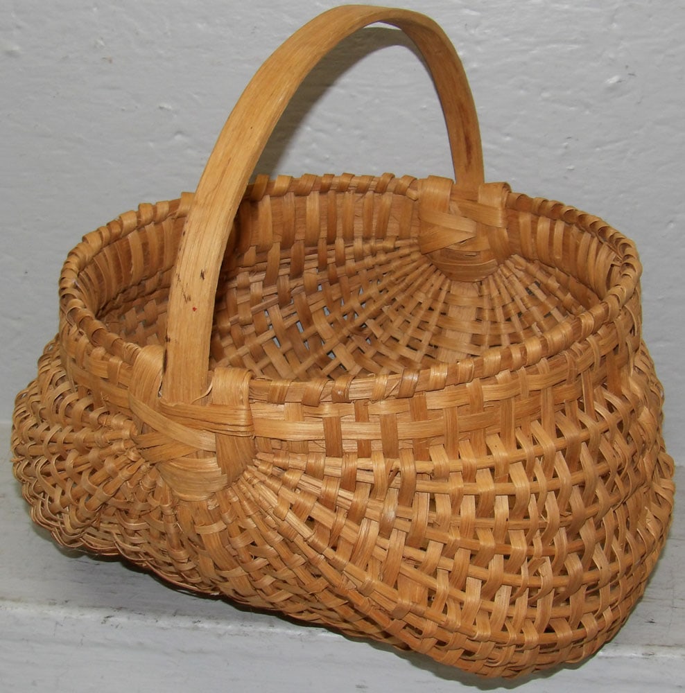 Large Hand Woven Buttocks Basket (1 of 3)