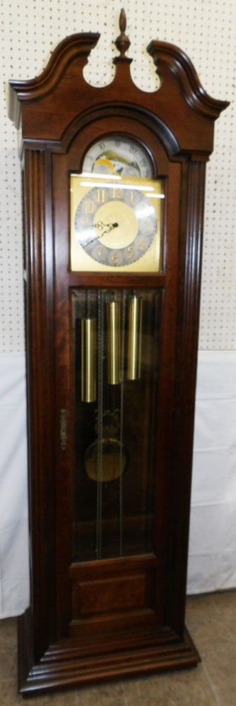 Cherry & Brass Dial Howard Miller Grandfather Clock (1 of 8)